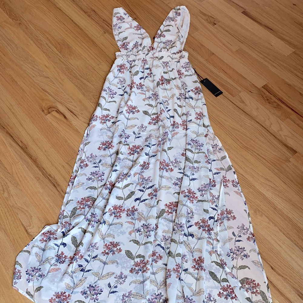 NWT Forever 21 Ivory Maxi Dress